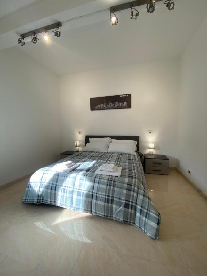 Elegante Appartamento In Centro แบร์กาโม ภายนอก รูปภาพ