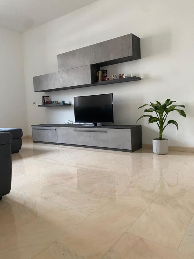 Elegante Appartamento In Centro แบร์กาโม ภายนอก รูปภาพ